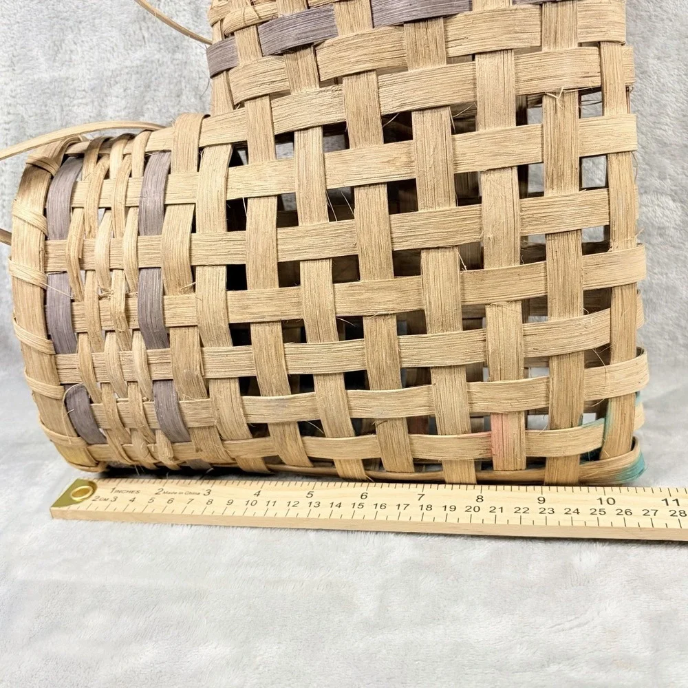Vintage Heart Shaped Woven Wall Basket Handmade Decorative Rustic Hanging Basket